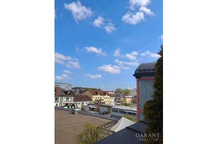 Mitten im Leben-Wohnung im Ortskern von Traunreut mit Raum für Ihre Wohnideen