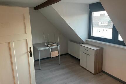 Schöne Dachgeschoss Wohnung Uninähe Saarbrücken