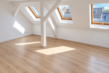 3 R.-Wohnung mit Balkon, Wanne und Fußbodenheizung in Gera-Debschwitz!