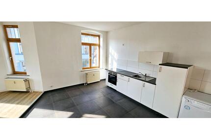 MEGA =》MODERNE 3 ZI OASE, EINBAUKÜCHE, BALKON, TAGESLICHTBAD !! - Limbach-Oberfrohna