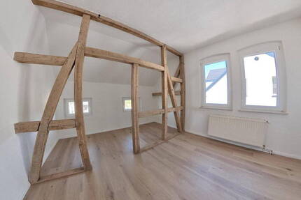Einfamilienhaus mit Fachwerk & Garten - Erstbezug nach Sanierung - Elsterberg