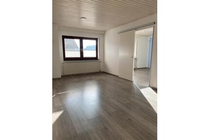 2 Zimmer Wohnung zu verkaufen in Rheinstetten Neuburgweier