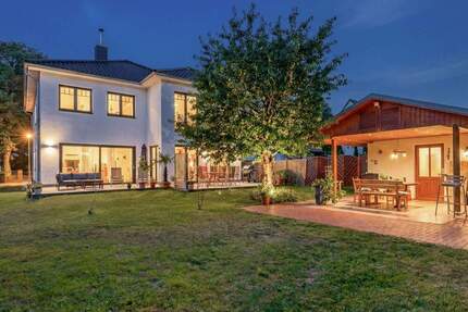 Modernes Einfamilienhaus mit Wärmepumpe, Kamin & großzügigem Grundstück - Falkensee