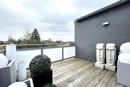 MODERN WOHNEN MIT AUFZUG !!! Großzügige 2-Zi.-Dachgeschosswohnung für Anspruchsvolle - Langenfeld (Rheinland)