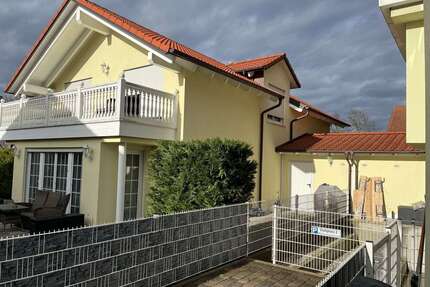 Haus zum Mieten in Moosinning 3.175,00 € 251.51 m²
