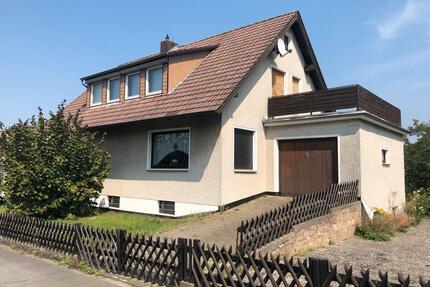 Zweifamilienhaus mit großem Garten und Balkon - Langelsheim