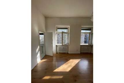 Wohnung zum Mieten in Frankfurt am Main 750,00 € 38 m²