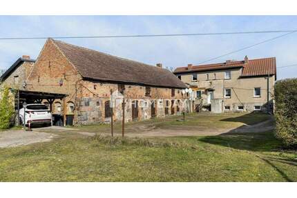 Wohnen & Gestalten: MFH mit 5 WE, großzügigem Grundstück, Garagen, Scheunen, Gartenhaus & viel mehr - Zehdenick Klein-Mutz