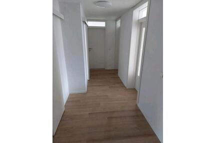 3 Zimmerwohnung in Backnang - 1.100,00&nbsp;EUR Kaltmiete, ca.&nbsp; 75,00&nbsp;m&sup2; in Backnang (PLZ: 71522)