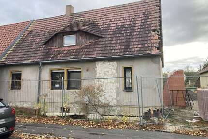 Haus zum Kaufen in Zwenkau 180.000,00 € 133 m²