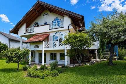 Haus zum Kaufen in Radolfzell am Bodensee Möggingen 1.200.000,00 € 317 m² - Radolfzell am Bodensee / Möggingen