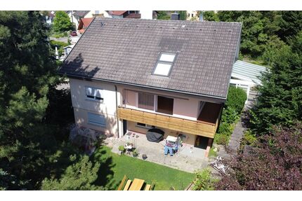 Toplage in Zell-Weierbach: Großzügiges, helles und ruhiges Haus umgeben von viel Grün - Offenburg