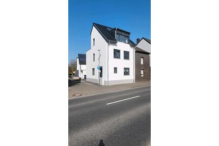 Einfamilienhaus - 420.000,00&nbsp;EUR Kaufpreis, ca.&nbsp; 130,00&nbsp;m&sup2; in Würselen (PLZ: 52146)