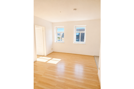 Wohnung zum Mieten in Döbeln 329,00 € 52.69 m²