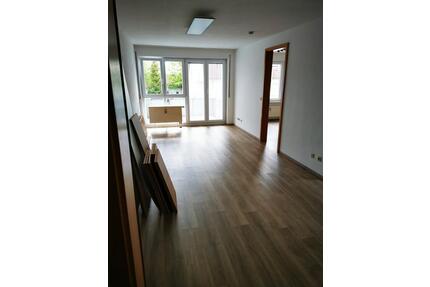 2-Zimmer-Wohnung mit offener Küche und Balkon im Roßdorf - Nürtingen