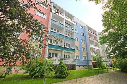 Wohnung zum Mieten in Halle (Saale) 359,00 € 59.73 m²
