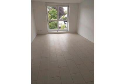 1Zimmer in 4er WG - 520,00&nbsp;EUR Kaltmiete, ca.&nbsp; 20,00&nbsp;m&sup2; in Oberding (PLZ: 85445)