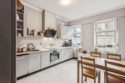 Haus zum Kaufen in Mönchengladbach 419.900,00 € 308 m²