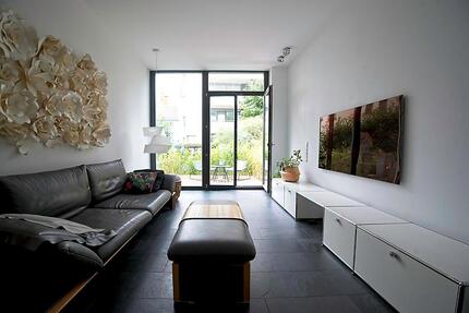 Fabrik-Loft mit Haus-im-Haus-Charakter, (teil-)möbliert - Stuttgart Luginsland
