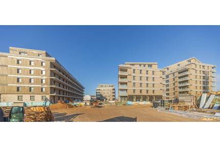 Barrierefreiheit auf 131 m²! Großzügige 4,5 Zimmer-Wohnung mit Balkon und Loggia - Berlin Niederschöneweide