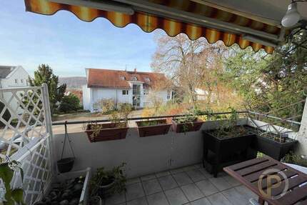 Pfund Immobilien verkauft: Gepflegte 3-Zimmerwohnung in Plochingen mit Balkon und Garage.