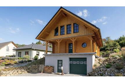 Exklusives Holzhaus in idyllischer Lage - gebaut in 2025 - Freiberg Halsbach