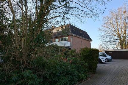 Schöne Wohnung im Obergeschoss mit Balkon - Schortens