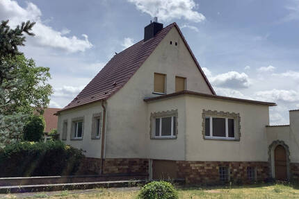 Solides Einfamilienhaus mit Entwicklungspotential - Tangerhütte