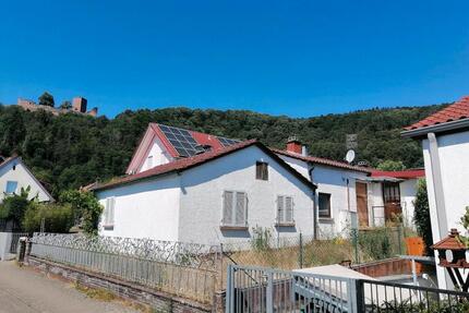 Einfamilienhaus (Bungalow) in Klingenmünster mit DorfBurgblick