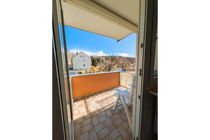 Modernisierte 3-Zimmer-Wohnung mit Balkon 