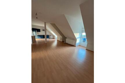 3 - Zimmer Dachgeschosswohnung Landau-Mörlheim - Landau in der Pfalz