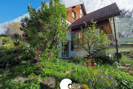 Haus zum Mieten in Stuttgart 3.500,00 € 280 m²