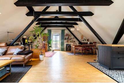 Wohnung zum Kaufen in Fiefbergen 349.000,00 € 104 m²