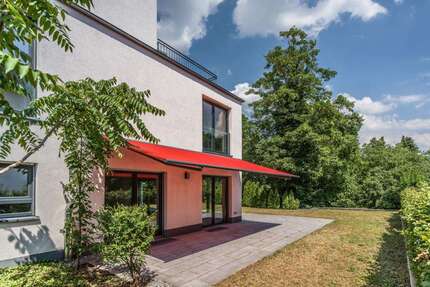 Haus zum Kaufen in Wiesbaden 1.935.000,00 € 252 m²