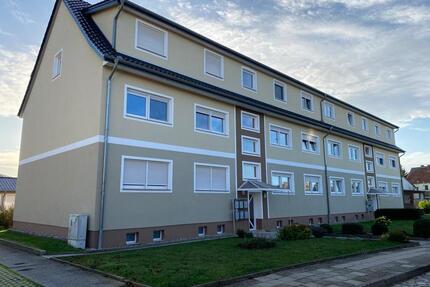 Deine neue Lieblingswohnung wartet - 2-Raum mit Balkon!! - Oschersleben (Bode)