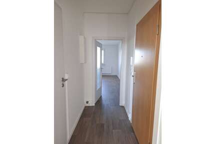 Wohnung zum Mieten in Glauchau 365,00 € 54.6 m²