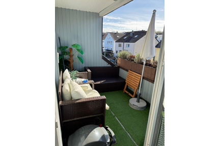 Charmante 2,5-Zimmer Dachgeschosswohnung mit Balkon in Deizisau