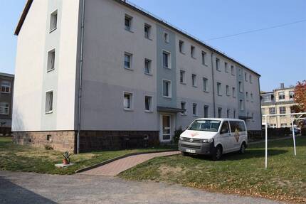 4-R-Wohnung mit Balkon nach Stadtzentrum - Hainichen