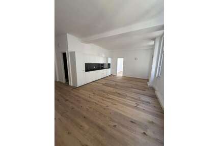 Wohnung zum Mieten in Stuttgart 1.110,00 € 60 m²