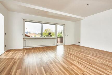 3 ZKB mit Balkon in Neupotz - Erstbezug nach Renovierung