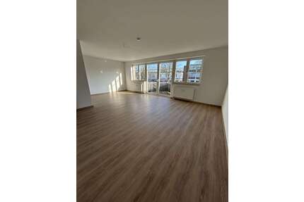 Wohnung zum Mieten in Wilhelmshaven 529,00 € 80 m²