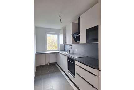 Wohnung zum Mieten in Frankfurt 1.300,00 € 81 m²