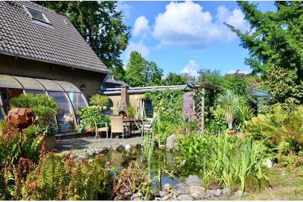 Von privat, Haus, 47447, mit Gartenparadies 2600m² zu verkaufen - Moers Schwafheim