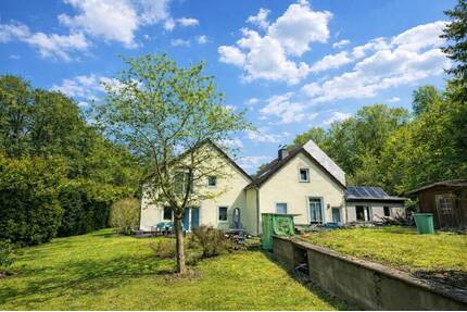 1-2-Familienhaus mit 2 Ferienwohnungen und großem Garten! Wenige Nachbarn inklusive! - Bahretal Nentmannsdorf