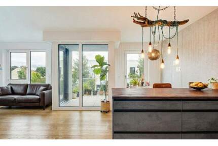 Ein Plus an Lebensqualität: 4-Zimmer-Wohnung mit Loggiabalkon in Altperlach - München Ramersdorf-Perlach