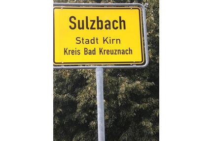 Helle, kompakte 2 ZKB, 60 qm mit EBK zu vermieten - Kirn