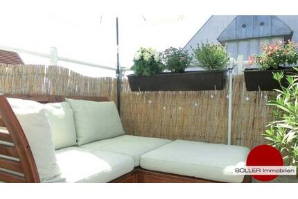 Ruhig, hell und viel Platz über 2 Etagen! Sonnige 4-Zi. Maisonettewohnung mit Balkon in Erlangen-Büchenbach!