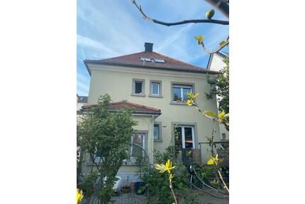 Zweifamilienhaus - 460.000,00&nbsp;EUR Kaufpreis, ca.&nbsp; 130,00&nbsp;m&sup2; in Flörsheim am Main (PLZ: 65439)