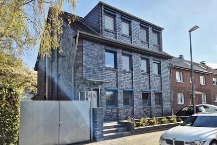 Hochwertig kernsaniert – EG mit Souterrain Wohnung - Krefeld Gellep-Stratum