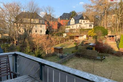 Kleine Wohnung mit Balkon, Einbauküche und Stellplatz - zentrumsnah in Annaberg! - Annaberg-Buchholz